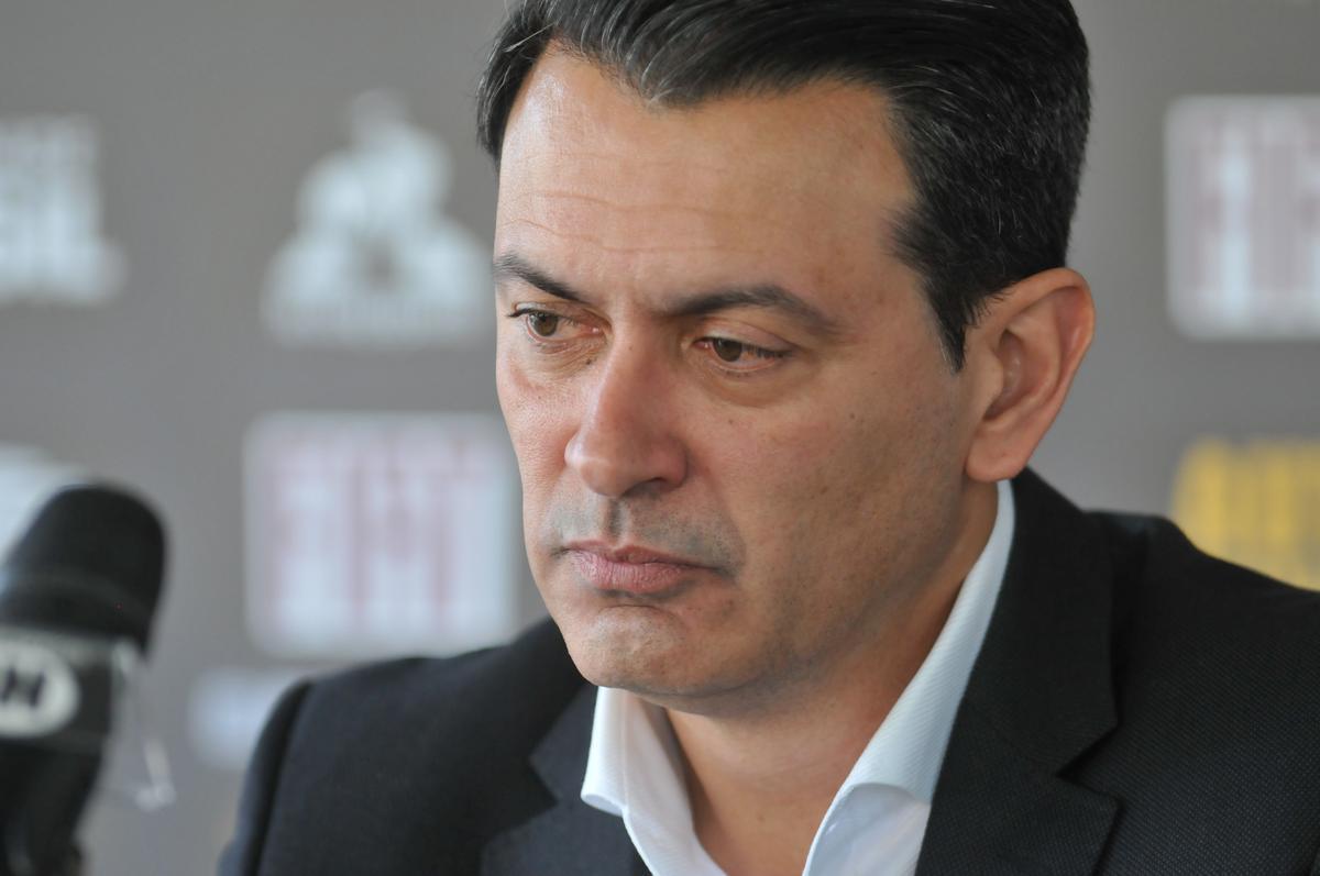 Tarde na Cidade do Galo teve entrevista de Di Santo, pronunciamento de Rui Costa e treino