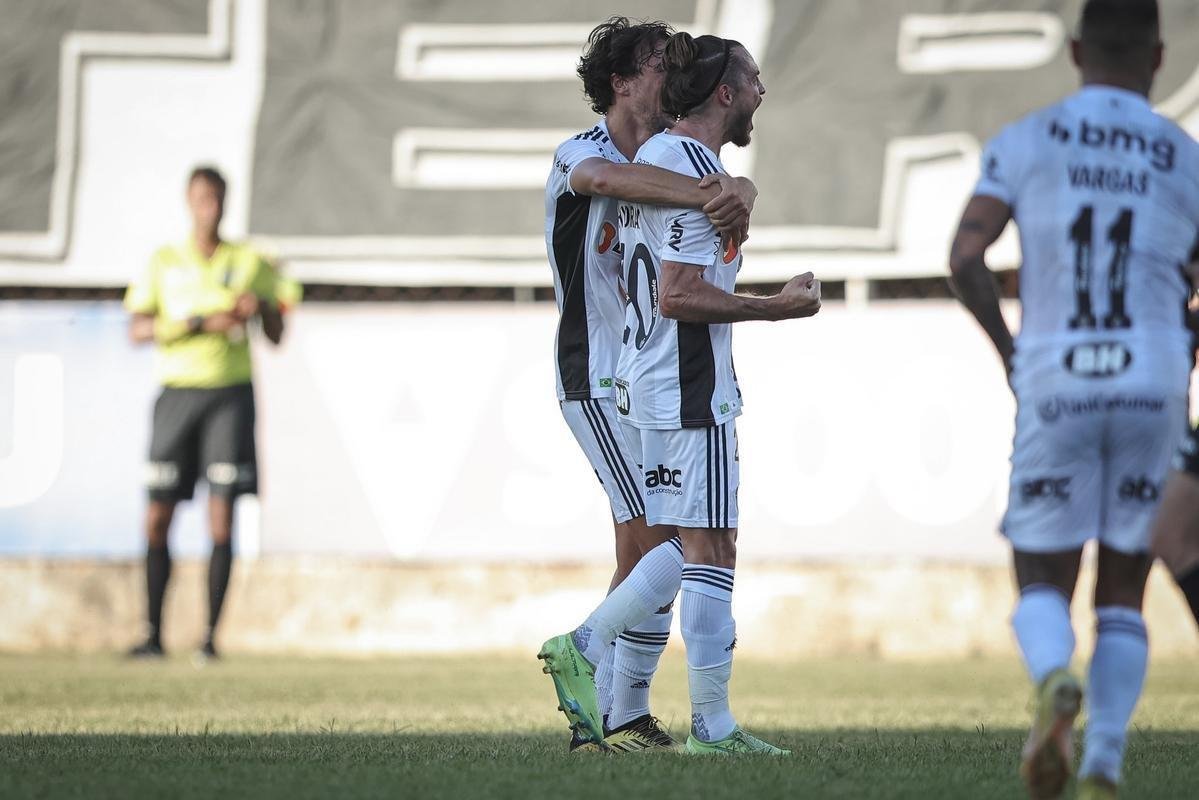 Atltico visitou o Democrata-GV neste sbado (4/3), em Governador Valadares, pela 8 rodada do Campeonato Mineiro.