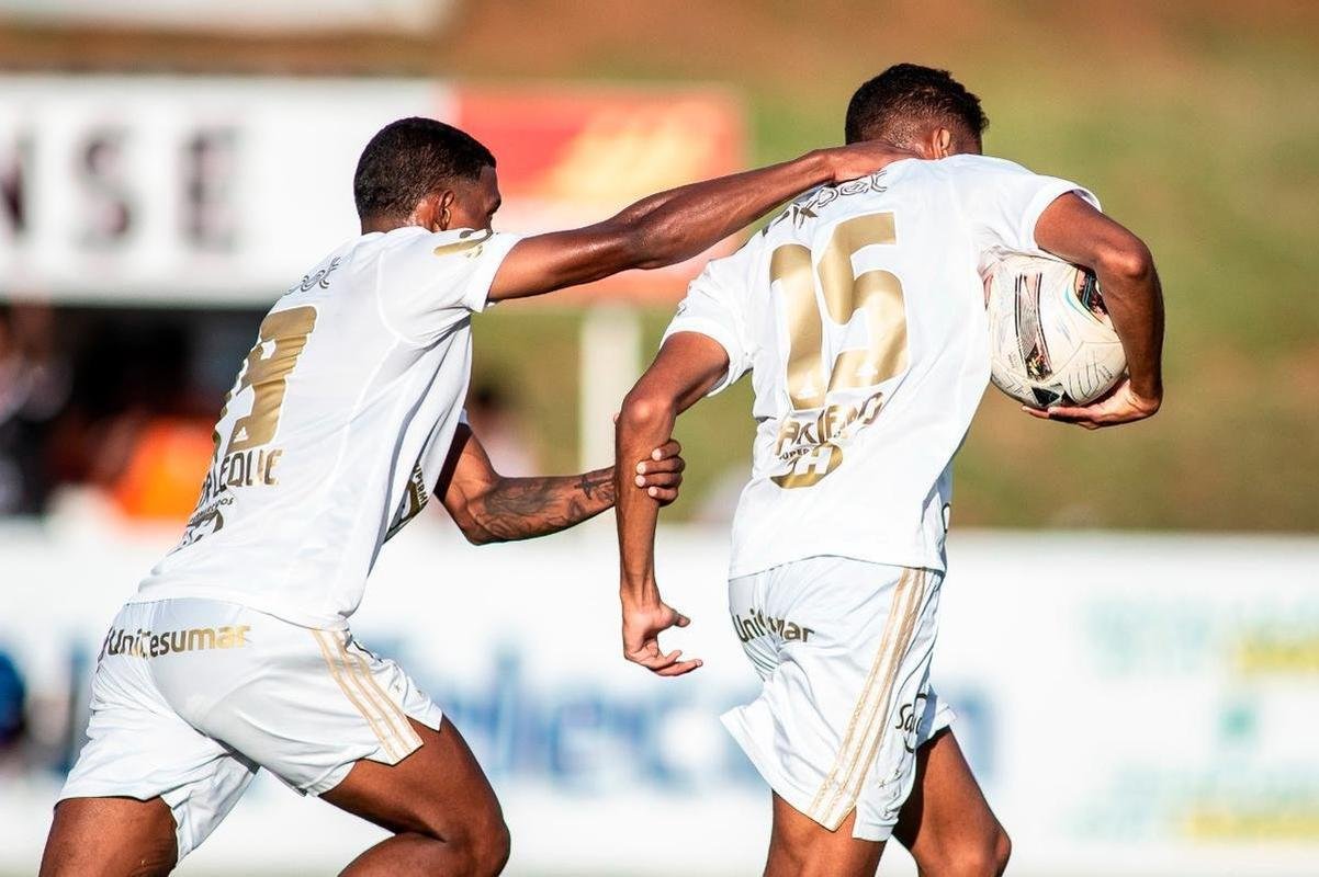 Fotos da vitria do Patrocinense por 2 a 1 sobre o Cruzeiro, neste domingo (19), pela ltima rodada da primeira fase do Campeonato Mineiro