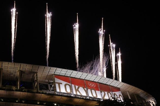 Fogos na Cerim�nia de Encerramento dos Jogos de T�quio