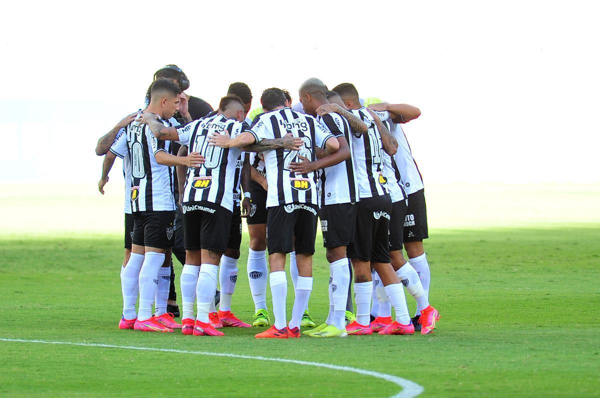 Fotos do clssico do centenrio, entre Cruzeiro e Atltico, no Mineiro, em Belo Horizonte, pela nona rodada do Campeonato Mineiro