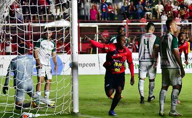 Iago fez o gol da vitória do Pouso Alegre, vice-líder do Grupo 6 da Série D