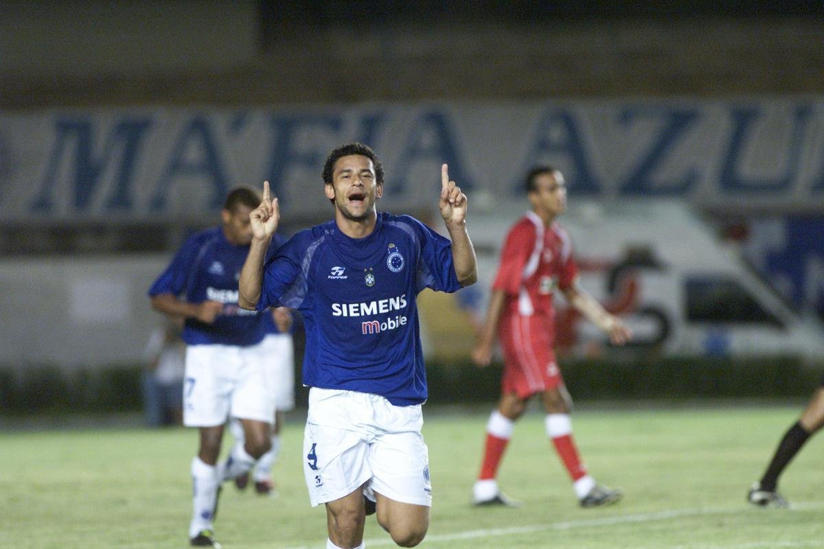 Fred, do Cruzeiro, foi o artilheiro da Copa do Brasil de 2005 com 14 gols