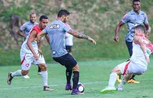 Com gols de Fred e Carlos Csar, Atltico vence jogo-treino contra Guarani de Divinpolis, na Cidade do Galo, por 2 a 0