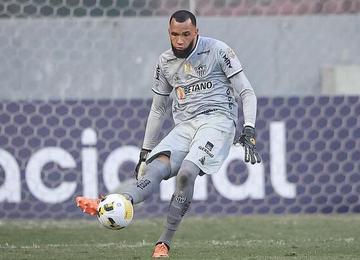 Goleiro lamentou derrota do Galo por 2 a 1 para o América neste sábado e falou em 'juntar os cacos' para a partida de quarta contra o Red Bull Bragantino