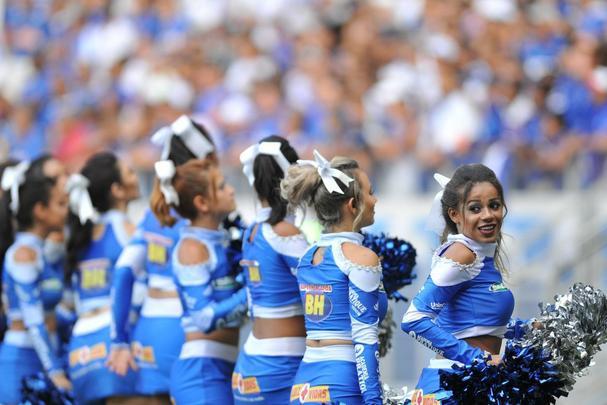 Fotos de Cruzeiro x Villa Nova, no Mineiro, pela stima rodada do Campeonato Mineiro