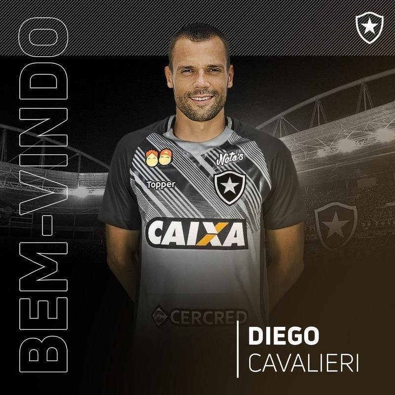 O primeiro reforo anunciado pelo Botafogo foi o goleiro Diego Cavalieri, estava livre no mercado. Ele assina por um ano.
