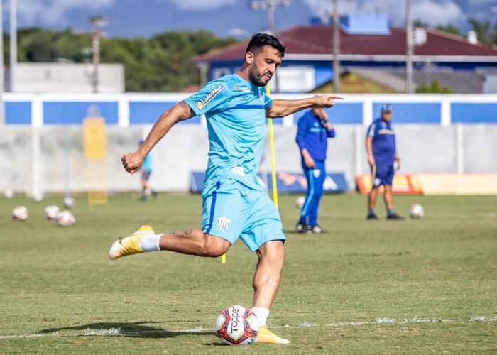 Edilson (Ava) - Jogou no Cruzeiro em 2018 e 2019