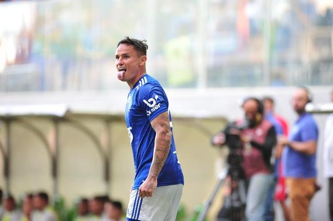 Fotos da partida entre Cruzeiro e Grmio, no Independncia, pela sexta rodada da Srie B do Brasileiro