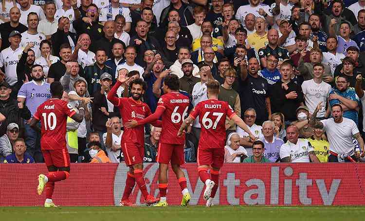 Salah chega a 200 gols pela Premier League em vitória do Liverpool