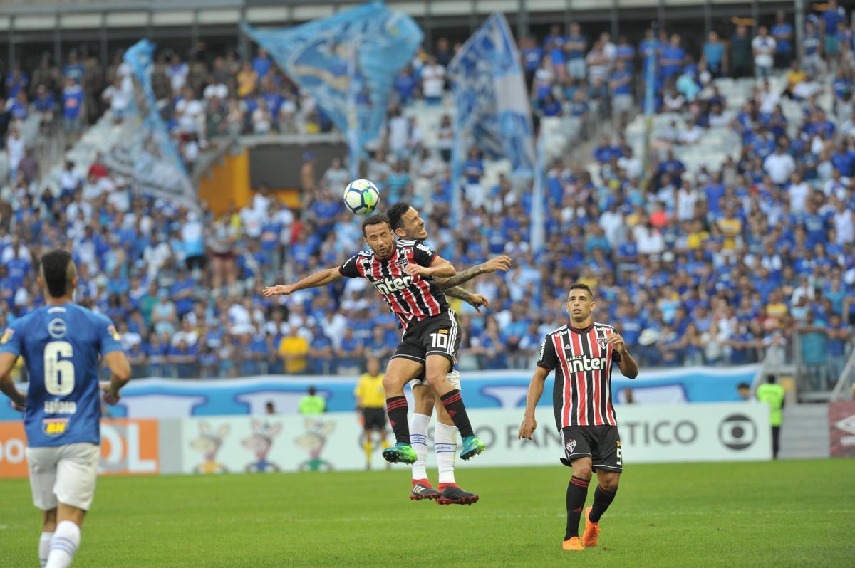 Fotos do jogo entre Cruzeiro e So Paulo