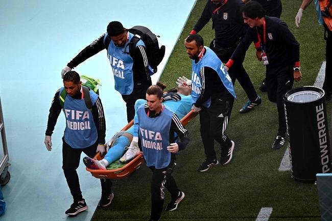 Inglaterra e Ir, no primeiro jogo do Grupo B da Copa do Mundo.