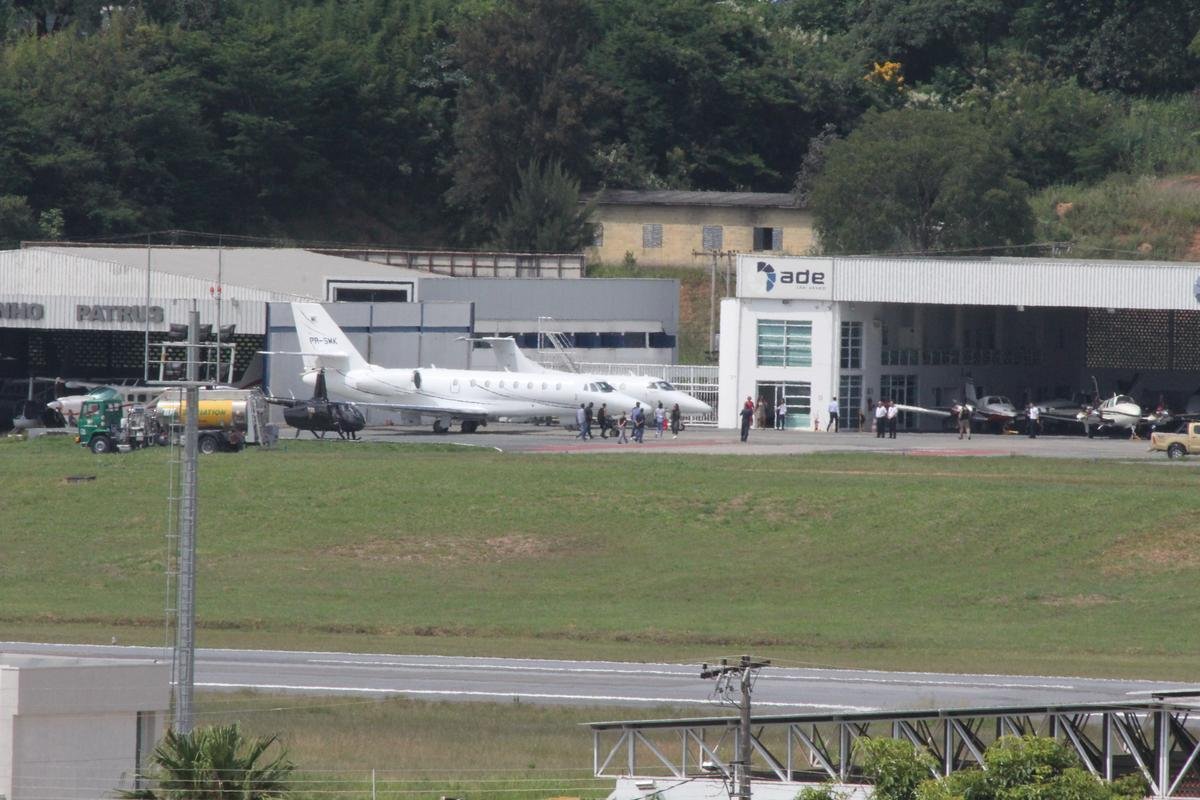 Imagens de Neymar indo embora de Belo Horizonte