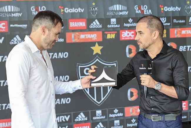 Eduardo Coudet fala sobre esquema de jogo para o Galo e elogia elenco