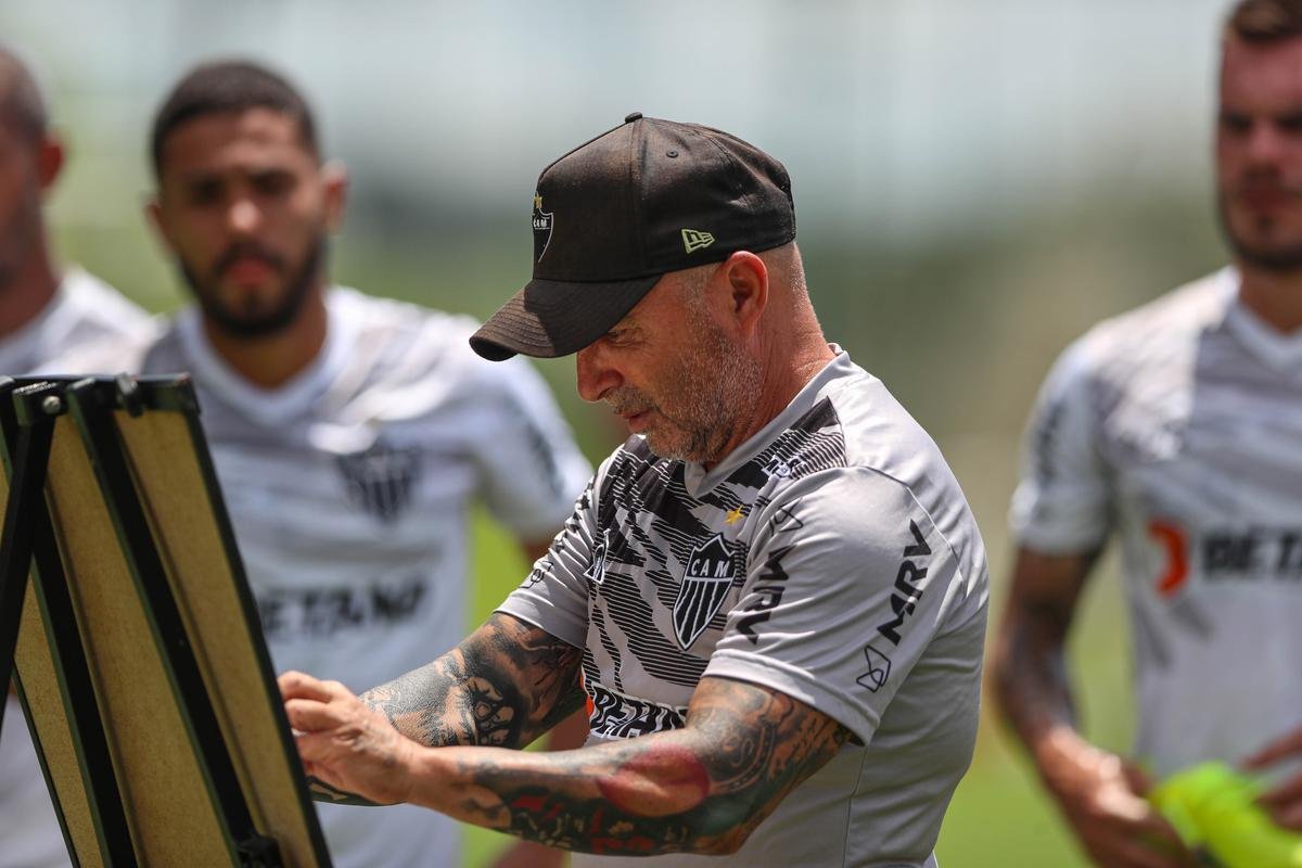 Fotos do treino do Atlético nesta quarta-feira, que contou com Nacho Fernández