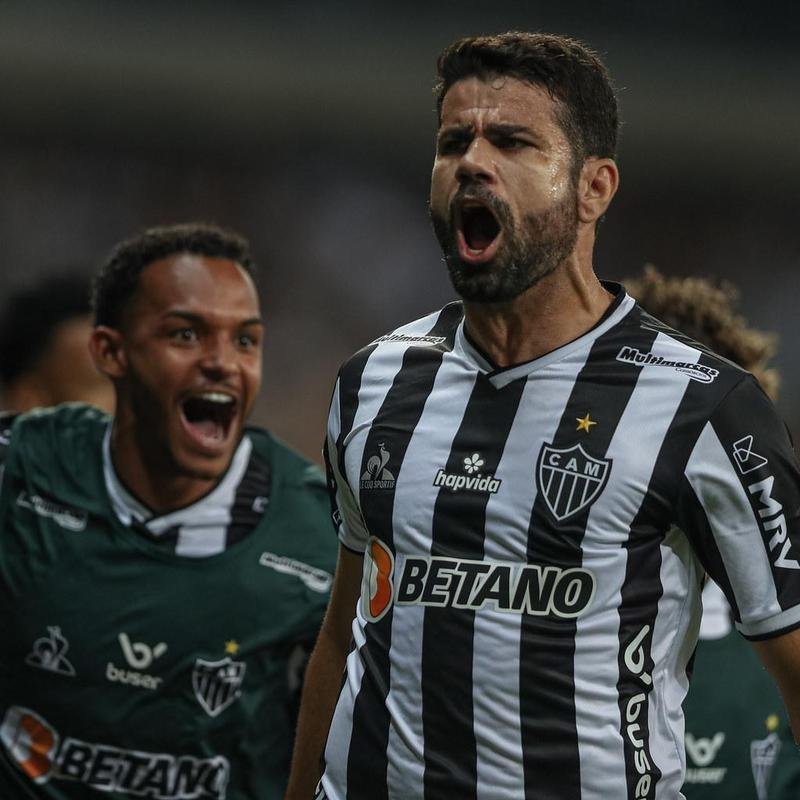 Diego Costa - Foi campeo espanhol em 2013/14 e 2020/21 pelo Atltico de Madrid e campeo ingls em 2014/15 e 2016/17 pelo Chelsea.