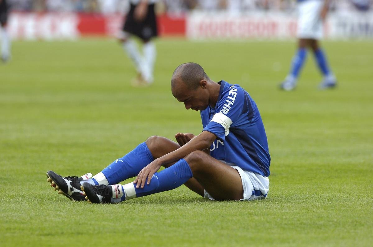 Ricardinho no brilhou no retorno ao Cruzeiro em 2007, deixou o clube durante a temporada