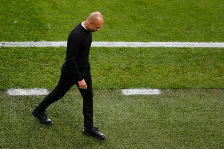 Imagens da grande decisão entre Manchester City e Chelsea no Estádio do Dragão