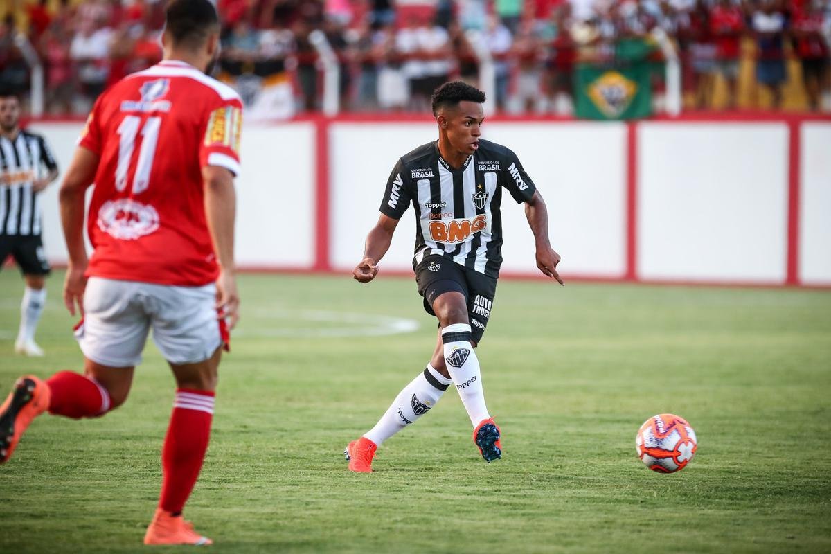 28 - Neto - Com apenas 16 anos, foi inscrito pelo então técnico do Atlético, Levir Culpi, para a Libertadores de 2019. Não jogou. Depois, voltou a integrar a base alvinegra e agora, aos 18, faz parte do time sub-20.