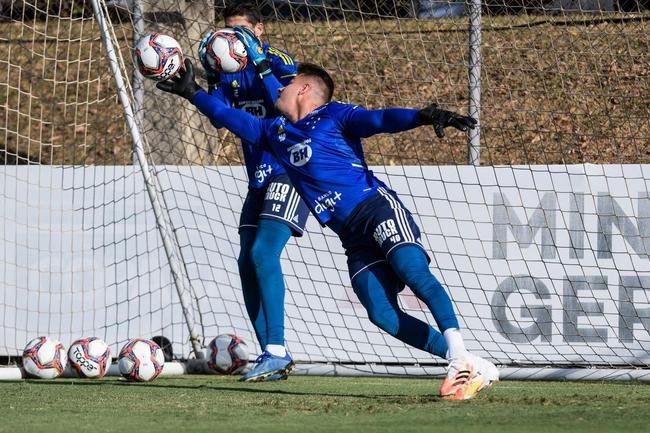 Fotos do treino do Cruzeiro desta tera-feira (10/08), na Toca II