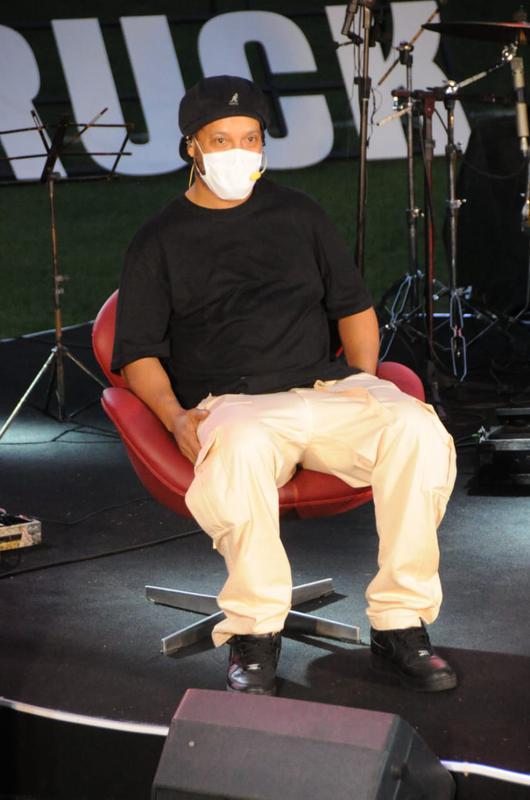 Ronaldinho participou de evento de patrocinador do Atltico no Mineiro e encontrou com jogadores da atualidade, como Rafael e Marquinhos, e dolos do passado, casos de Reinaldo, der Aleixo e Dad Maravilha