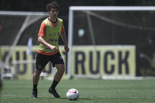 Atl�tico segue prepara��o para o cl�ssico; veja fotos