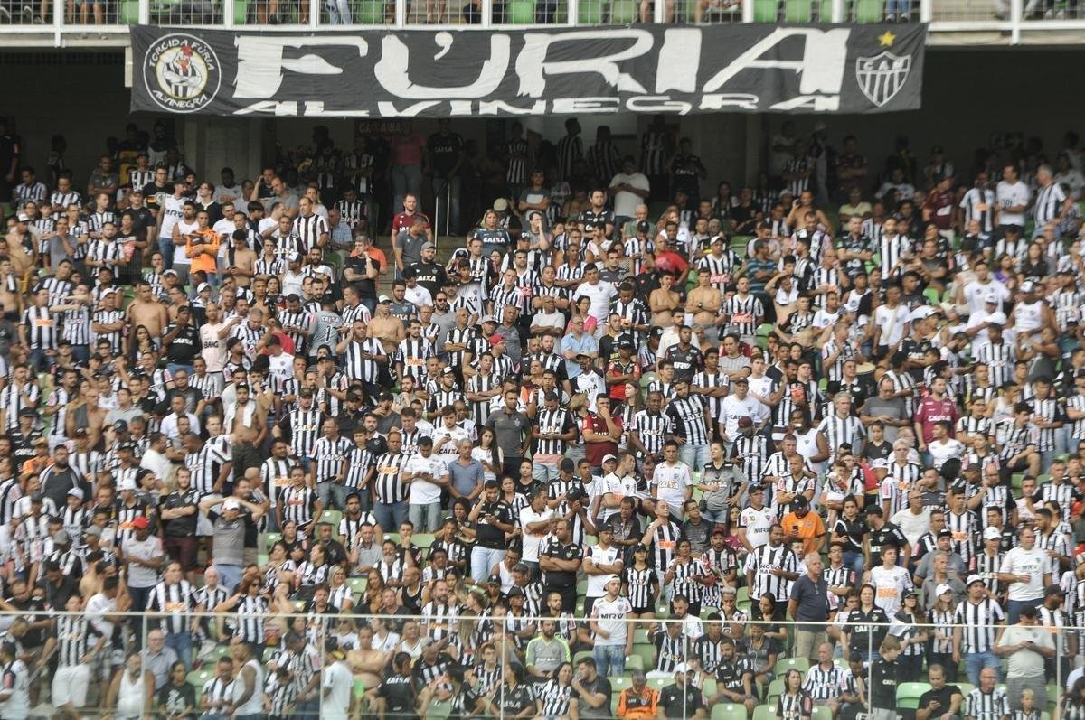 Torcida do Atltico compareceu em bom nmero ao Independncia para apoiar time diante do Danubio, pela Copa Libertadores