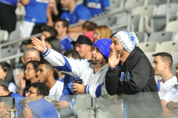 Torcida do Cruzeiro no duelo desta tera, no Mineiro, contra o Racing, pela Libertadores