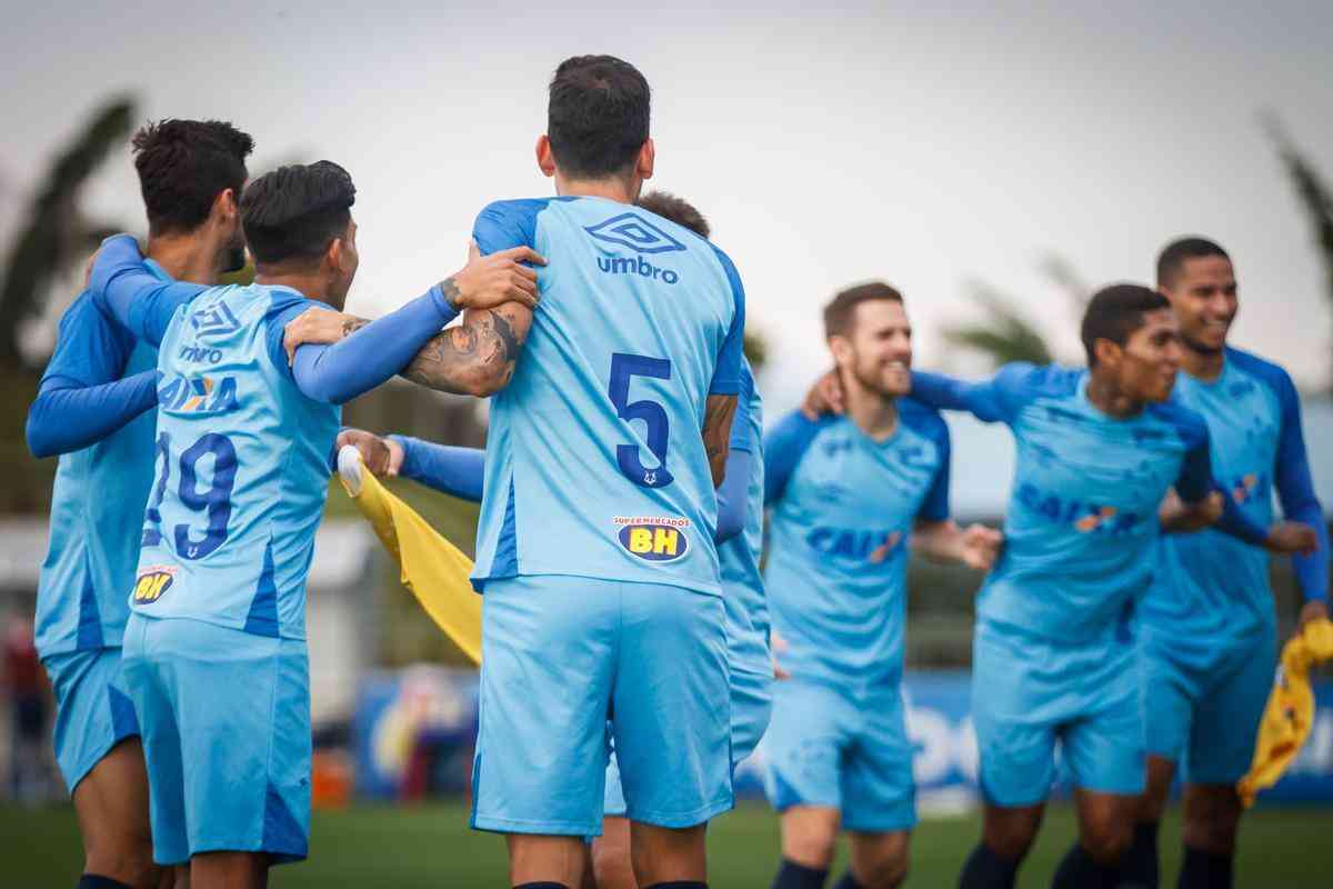 Fotos do treino do Cruzeiro desta sexta-feira, na Toca da Raposa II (Vinnicius Silva/Cruzeiro E.C)