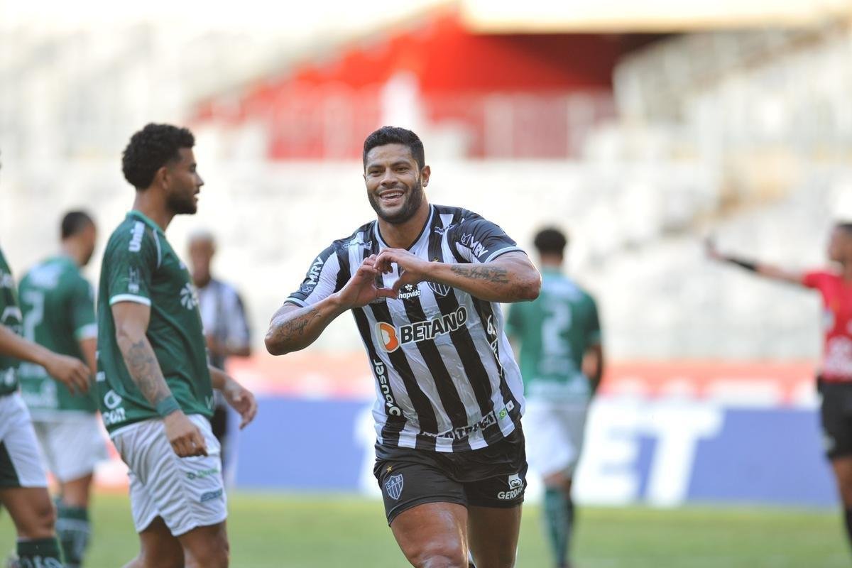 Fotos do jogo de ida da semifinal do Campeonato Mineiro, entre Caldense e Atltico, no Mineiro, em Belo Horizonte