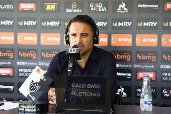 Rodrigo Caetano falou sobre a procura do Atltico por um novo treinador