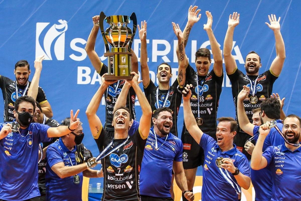 Minas no resistiu ao poderoso Taubat, perdeu por 3 sets a 0 e terminou a Superliga como vice-campeo