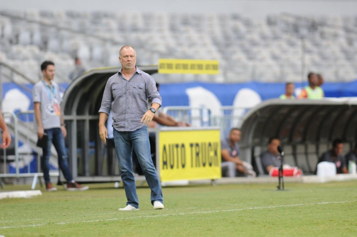 Fotos da vitria do Cruzeiro sobre o Tombense, no Mineiro, por 2 a 0