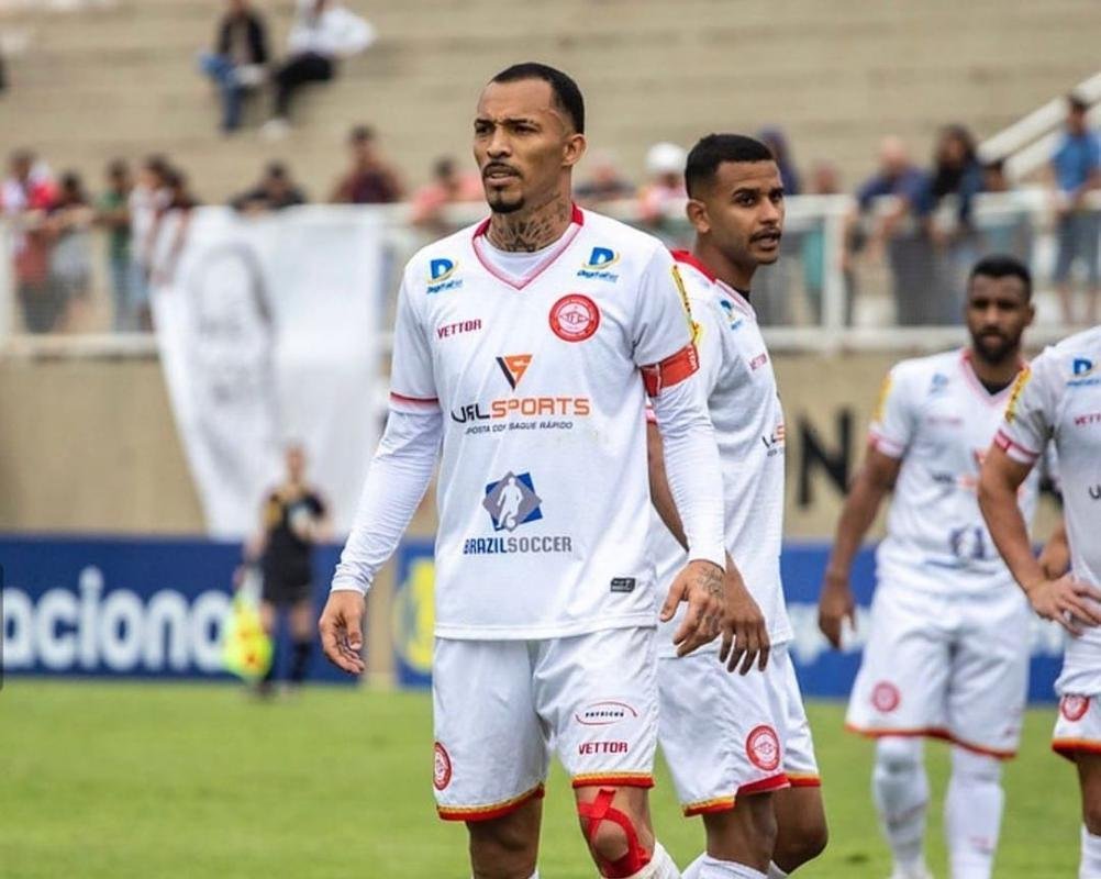 Joseph Mauricio, zagueiro