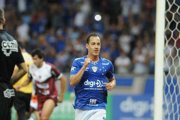 Veja fotos do jogo entre Cruzeiro e Patrocinense