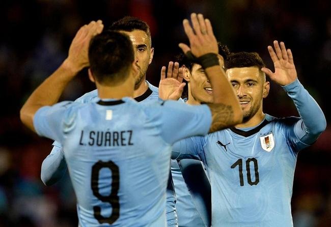 Arrascaeta, do Cruzeiro, marcou primeiro gol do Uruguai em vitria sobre Uzbequisto, em Montevidu