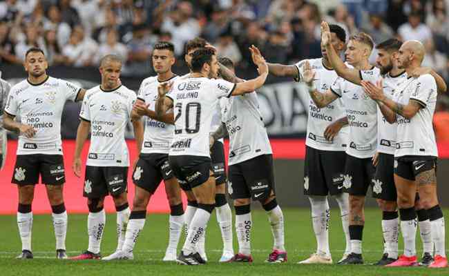O Corinthians estrear na Libertadores contra o Liverpool, no Estdio Centenrio, em Montevidu