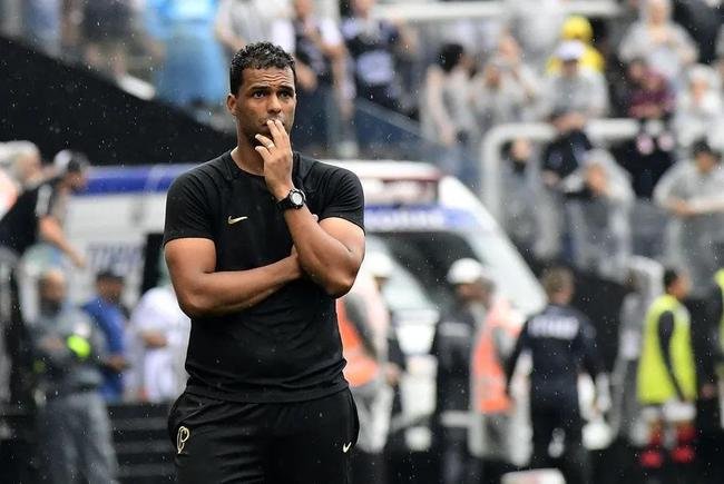 11 - Fernando Lzaro foi anunciado pelo Corinthians em 20 de novembro de 2022