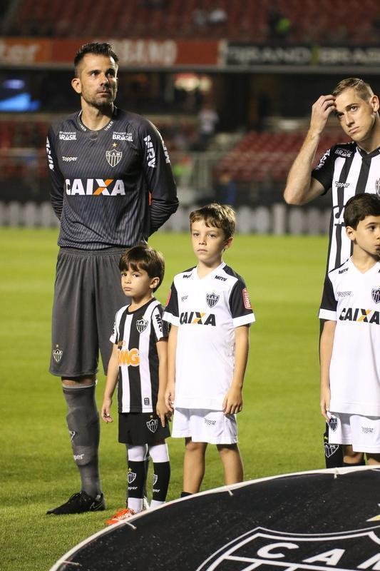 Atlético saiu atrás, conseguiu virada com Róger Guedes e Ricardo Oliveira, mas cedeu empate no Morumbi
