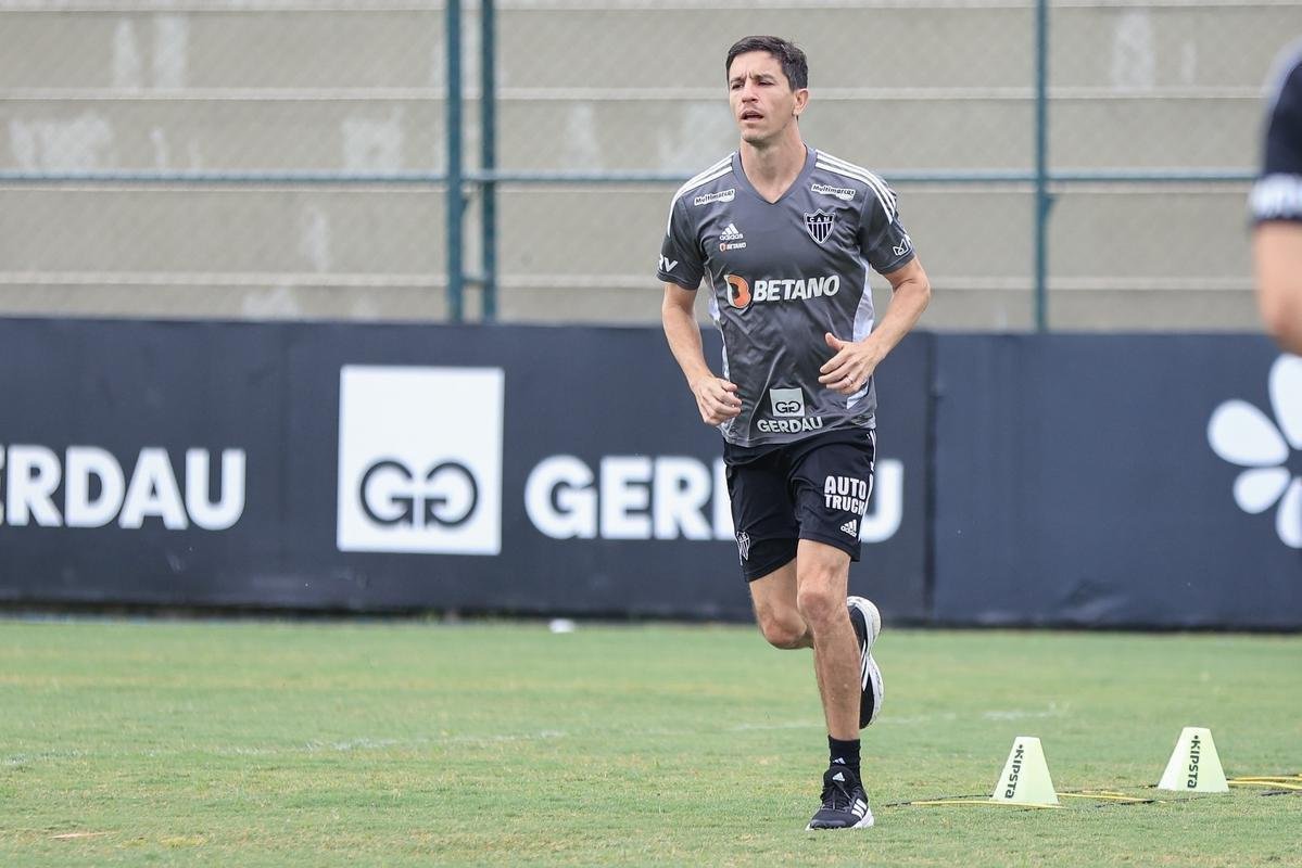 Veja fotos do primeiro dia de pr-temporada do Atltico