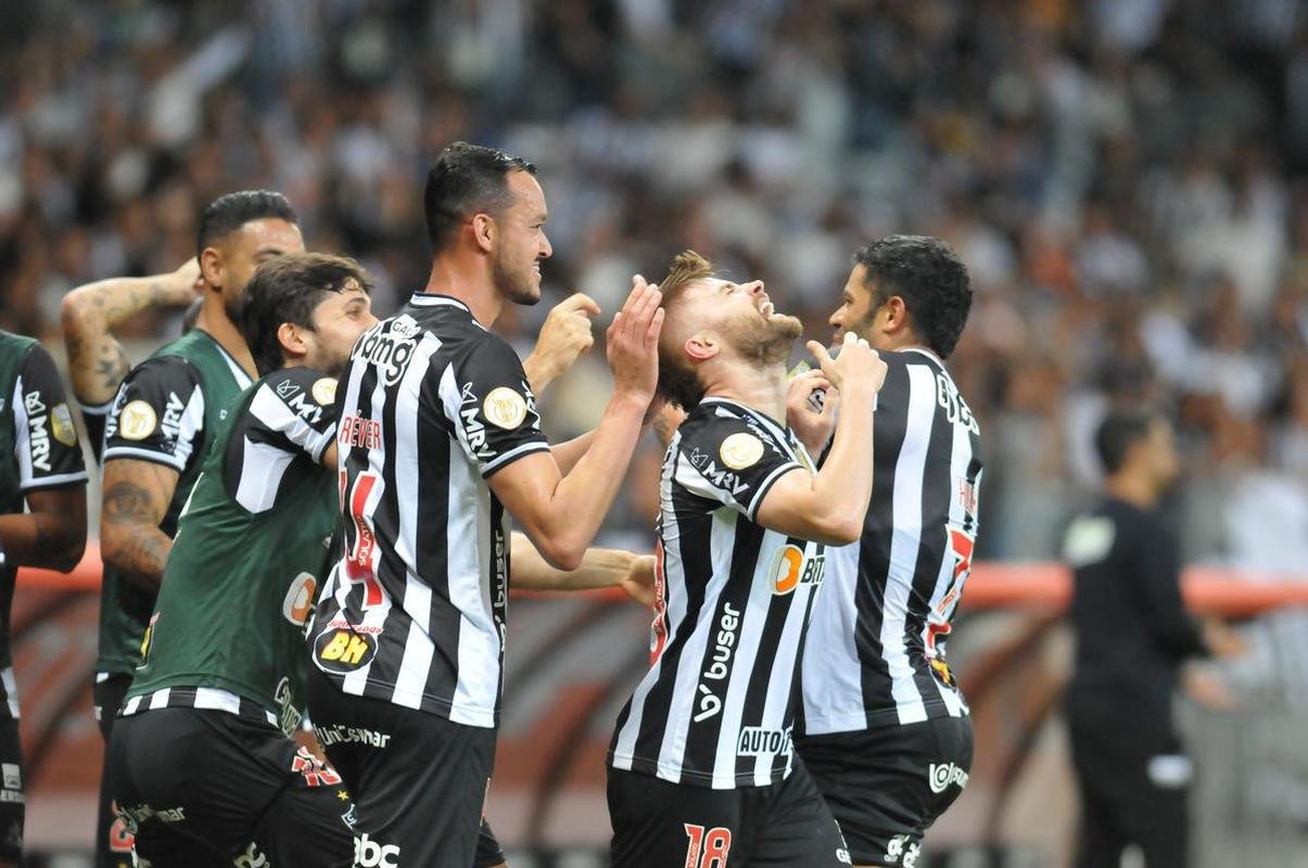 Fotos do jogo entre Atltico e Ava, pelo Campeonato Brasileiro