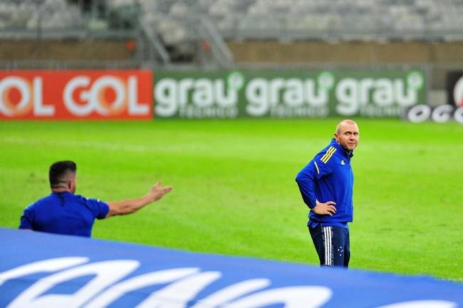 Fotos do jogo entre Cruzeiro e Vasco, no Mineiro, em Belo Horizonte, pela sexta rodada da Srie B do Brasileiro de 2021