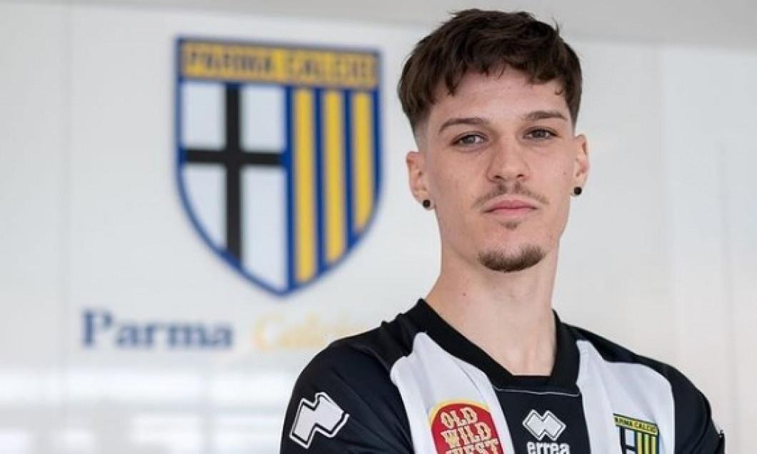 #15 Dennis Man, do FCSB-ROM para o Parma-ITA. O meio-campista foi vendido por 13 milhões de euros.
