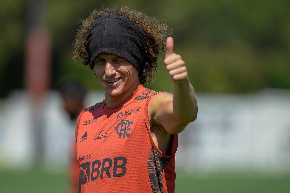 David Luiz - 35 anos - zagueiro do Flamengo
