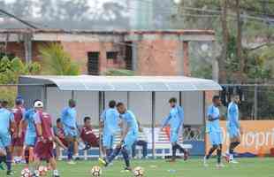 Fotos da reapresentao do Cruzeiro nesta segunda-feira, na Toca da Raposa II. Time se prepara para enfrentar o Boca Juniors, quinta-feira  noite, s 21h45, no Mineiro. Jogo valer pelas quartas de final da Copa Libertadores (Leandro Couri/EM D.A Press)