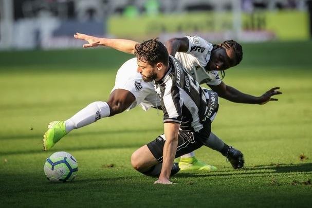 Fotos da vitória do Botafogo sobre o Atlético, por 2 a 1, no Engenhão, pela 18ª rodada do Brasileiro