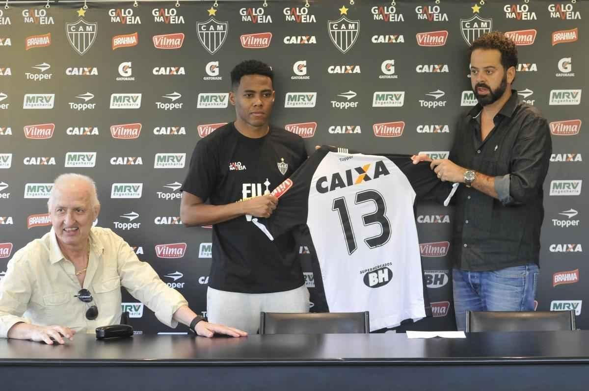 Elias foi apresentado no Galo e admitiu sonho de conquistar a Libertadores e de ir  Copa de 2018