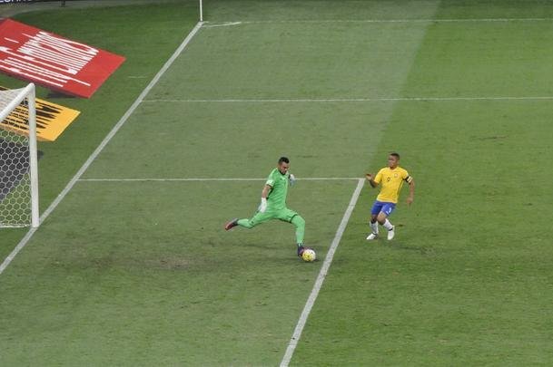 Fotos do primeiro tempo de Brasil x Argentina no Mineiro