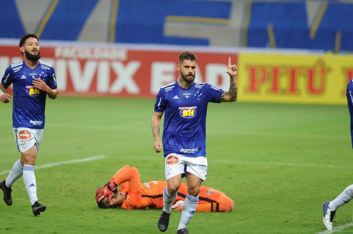 Fotos do jogo entre Cruzeiro e Brasil de Pelotas-RS, no Mineiro, em Belo Horizonte, pela 26 rodada da Srie B do Campeonato Brasileiro (5/12/2020)