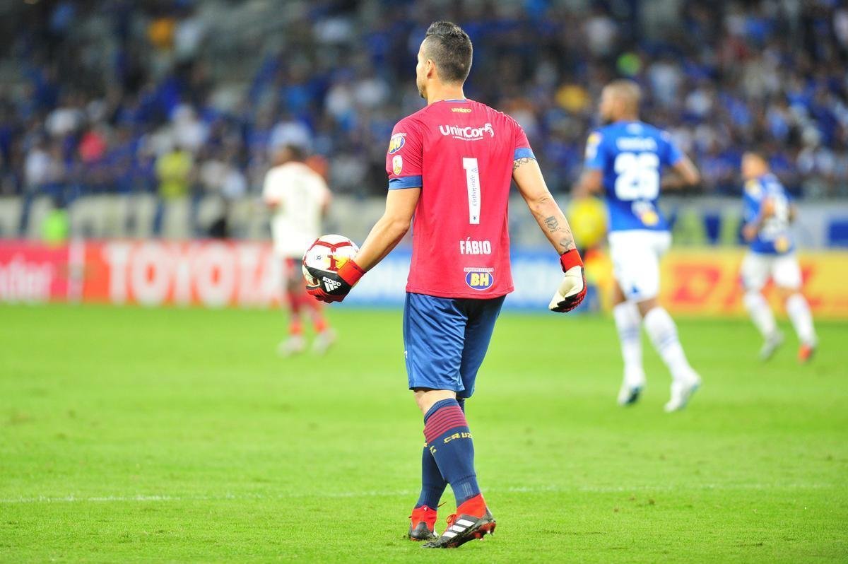 Fotos do primeiro tempo da partida entre Cruzeiro e Flamengo, no Mineiro, pela Copa Libertadores